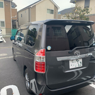 ZRR70 ノア　の画像