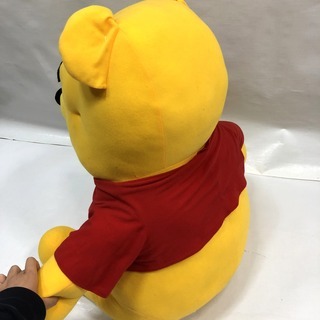 新品同様！超特大ぬいぐるみ くまのプーさん   大型 幅65×高さ70 ディスプレイ  大きいサイズの画像