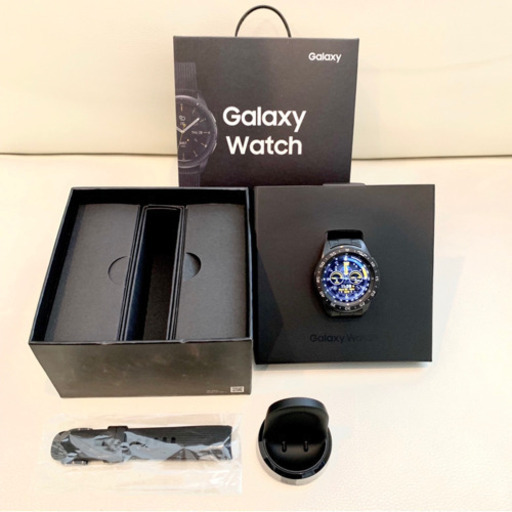 《現在最新》【美品】GALAXY Watch 42mm ミッドナイトブラック