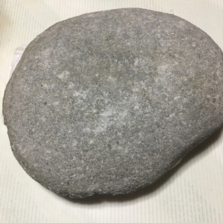 漬物石です。大きくて物凄く重量あります！