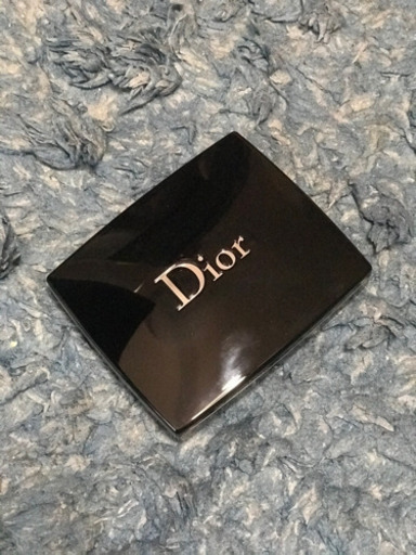 【限定品】 レア　Dior サンククルール クリスマス 347 エメラルド