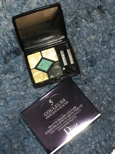 【限定品】 レア　Dior サンククルール クリスマス 347 エメラルド