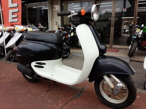 NO.2962　ジョルノ　２サイクルエンジン　ブラック＆ホワイト　☆彡