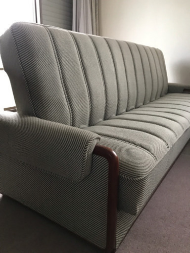 大型のソファベッド