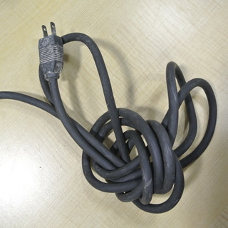 DIY 電気工具 マキタの2スピードカクハン機 撹拌機 通電OK！ UT2211　建設 建築 現場 コンクリート 混ぜる 電動工具の画像