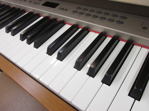 安心の6ヶ月保証付！YAMAHA(ヤマハ)の電子ピアノ「CLP-330C」をご紹介！