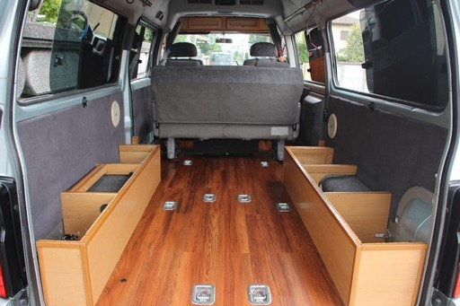 日産キャラバン　コーチベースの車椅子仕様　車検1年５ヶ月