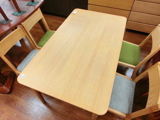 【トレファク府中店】低めのダイニング5点セット！