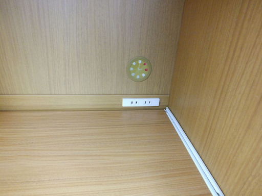 食器棚  スリムキッチンボード  ￥6,500-