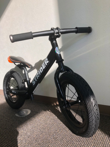 （お値下げ）ストライダーカスタム　マットブラック　新品