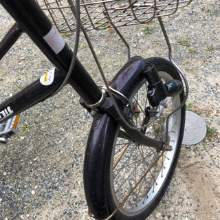 20インチかご付き自転車の画像
