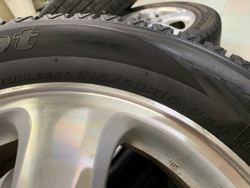 215/60R16 4本セット スタッドレスタイヤ