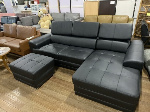 革製カウチソファー！展示現品！ネットで20万円で売ってます。早い者勝ち！