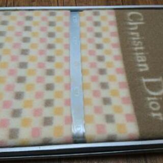 毛布/Christian Dior