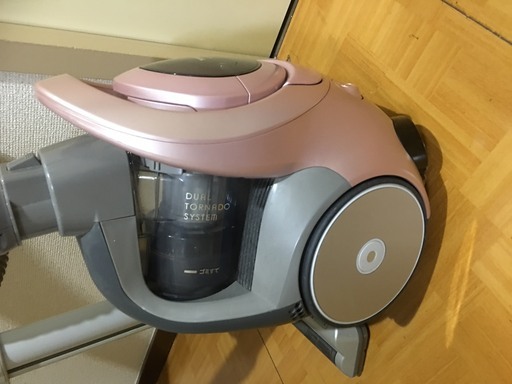 商談中　TOSHIBA VC-J1000　掃除機　中古美品