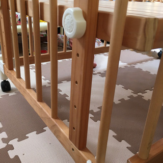 ベビーベッド ベビーサークル 木製の画像