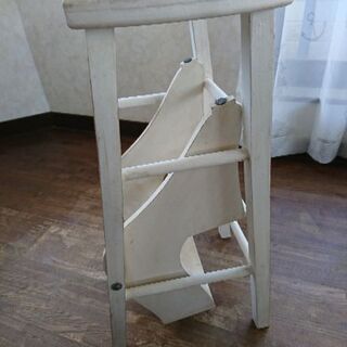 アクシス アンティーク調 ステップスツールの画像