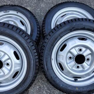 ブリジストンタイヤ　スパイク　ブリザック145/65R13