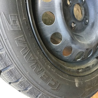 トヨタ車スタッドレスタイヤセット175/65/R15