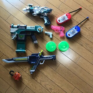 仮面ライダー ヒーロー武器 ガイム トランシーバー 水鉄砲　磁石...