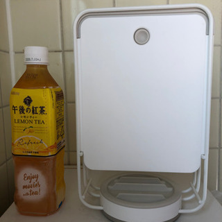 まな板と包丁スタンドの画像