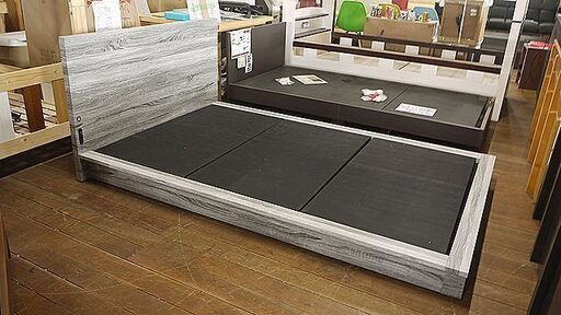 激安セミダブルベッド！13800円！現品特価品！通常ネット価格49800円！引き取り価格