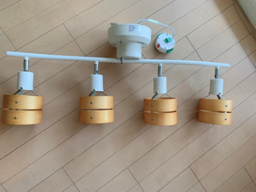 ウッド調の照明器具【決まりました】