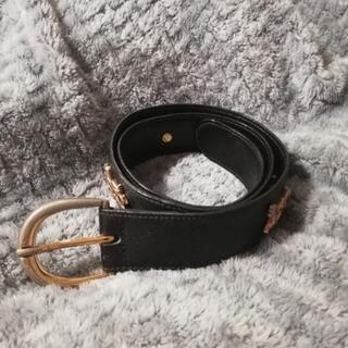 CELINE ゴールドバックルベルトの画像