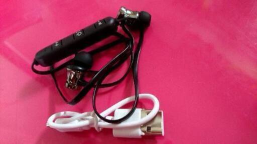 未使用品 Bluetoothイヤホン