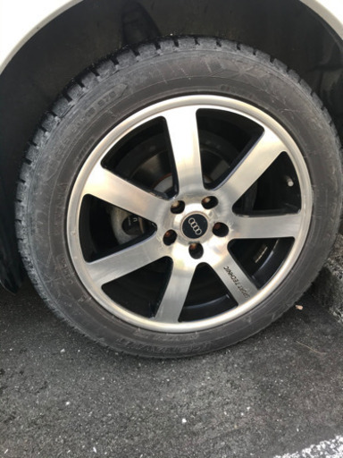 アウディ Q3 スタッドレスタイヤ