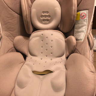 ⭐︎お値下げ⭐︎コンビ　チャイルドシート　アクティアターンシリーズの画像