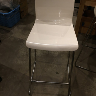 取り引き中 カウンターチェア イス 白 2脚の画像