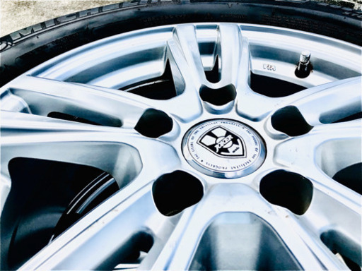 【スタッドレスタイヤ】Michelin ミシュラン　X-ICE 205/65R16 アルミホイール付き