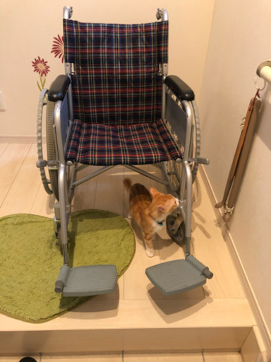 取り引き中です。自走式車椅子