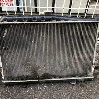 スカイライン　ER34  ラジエーター　ジャンク　AT用の画像
