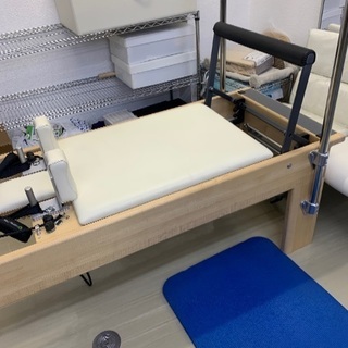balanced body ピラティスリフォーマーの画像