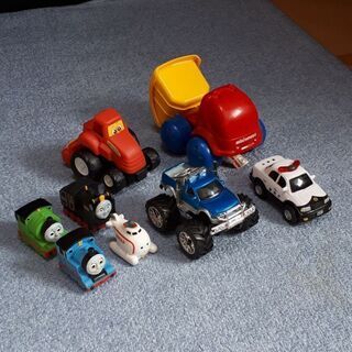 車のオモチャ