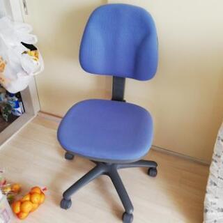 デスクチェア　ブルー　無料でさしあげます。の画像