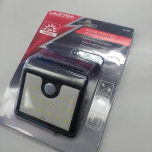 ソーラーLED人感センサーライト