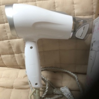 ドライヤー　ジャンク