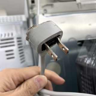 J152 【動作確認、クリーニング済】 TOSHIBA　東芝　冷蔵庫　GR-K600FW　2016年製　★動作保証ありますの画像