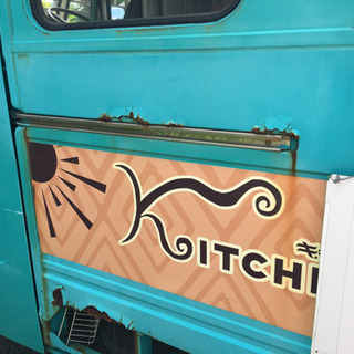 キッチンカーの画像