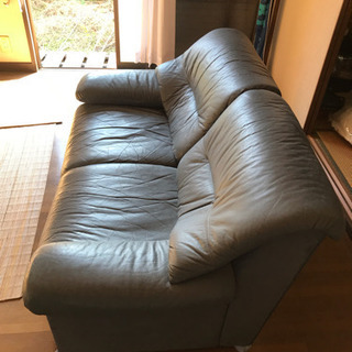 本革ソファの画像