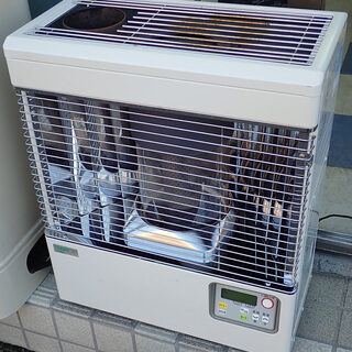 札幌発サンポット煙突式石油ストーブ！品番「KSH‐482KL」2010年式中古品 札幌市 サンポット 煙突式 反射式 石油ストーブ KSH-482KL 中古