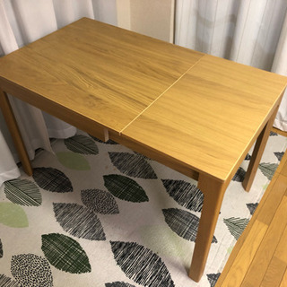 10km以内配送！11/30まで ダイニングテーブル美品 の画像
