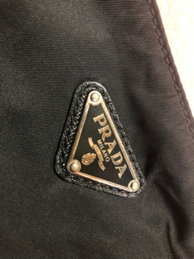 PRADAのショルダーバッグ