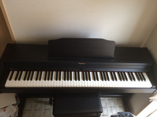 電子ピアノ