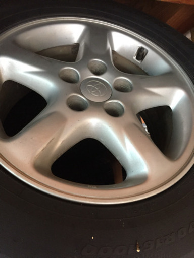 スタッドレスタイヤ  215/70R16  アルミ  5穴   4本