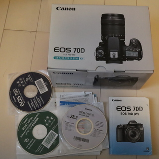 値下げ　美品　EOS70D　付属品多数の画像
