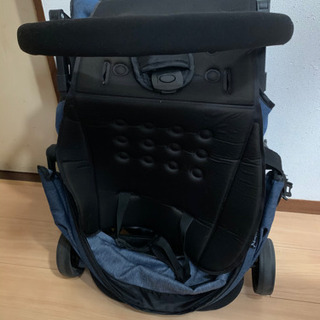 B型ベビーカーの画像